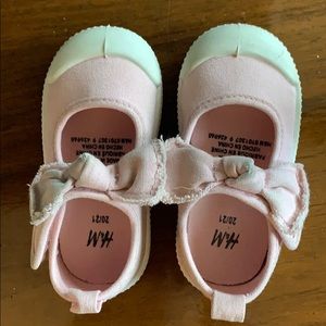 H&M toddler shoes